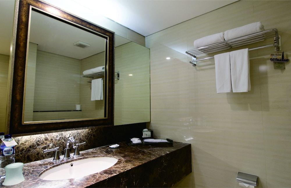 Hotel Santika Premiere Jogja Yogyakarta Exterior foto